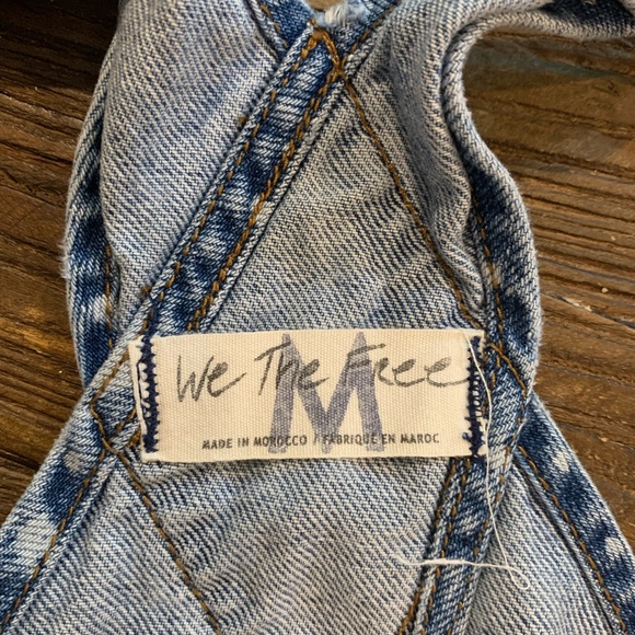 Denim overalls size M by We The Free 🧑‍🌾🧑‍🌾🧑‍🌾🧑‍🌾🧑‍🌾🧑‍🌾🧑‍🌾🧑‍🌾🧑‍🌾🧑‍🌾🧑‍🌾🍎🍎🍎🍎🍎🍎🍎🍎 - Picture 2 of 12